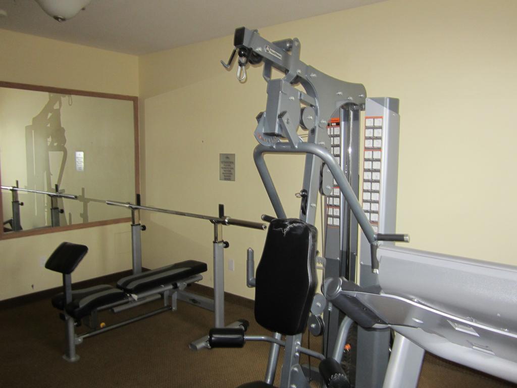 Trend Mountain Hotel & Conference Centre Tumbler Ridge Buitenkant foto