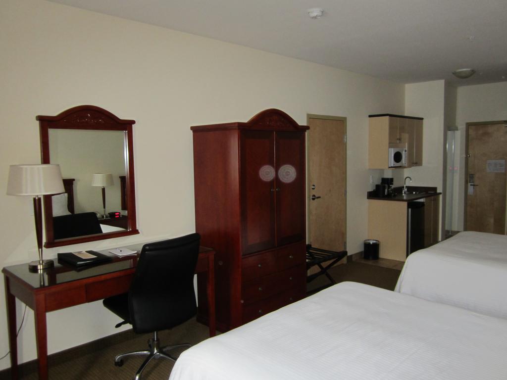 Trend Mountain Hotel & Conference Centre Tumbler Ridge Kamer foto