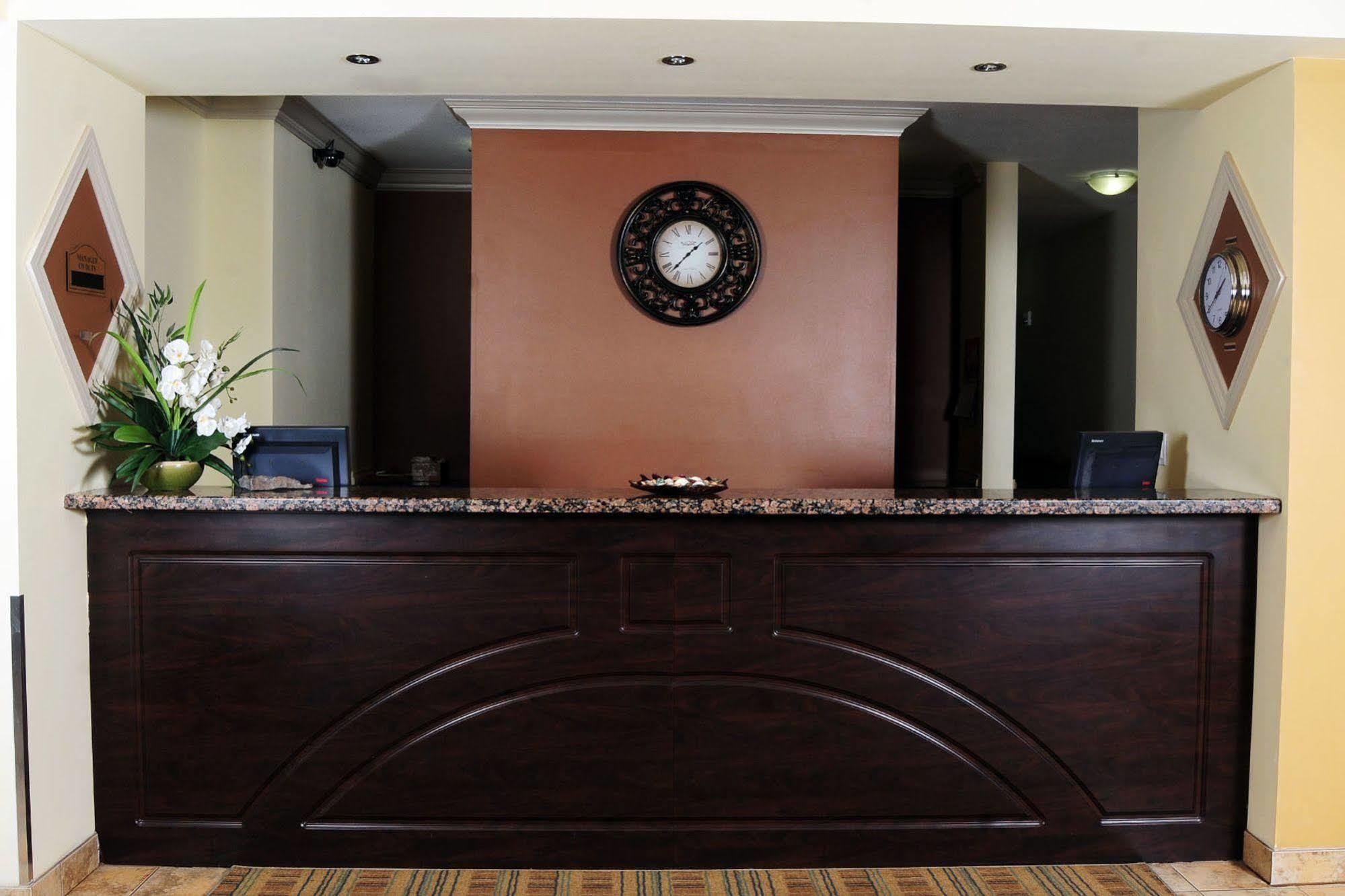 Trend Mountain Hotel & Conference Centre Tumbler Ridge Interieur foto